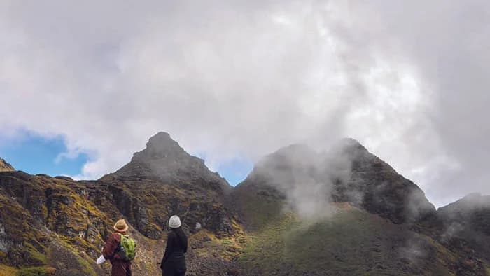 Dagala Thousand Lakes Trek