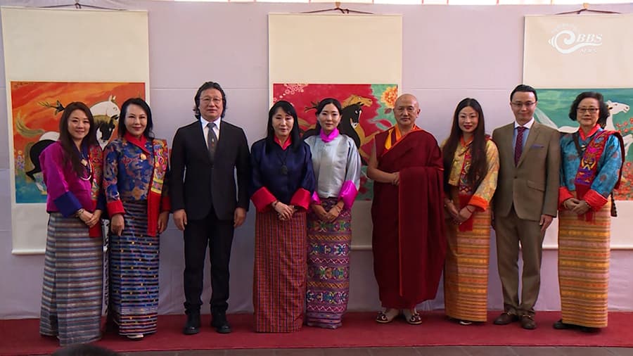 Central Monastic Body hosts art exhibition on peace and spiritual harmony